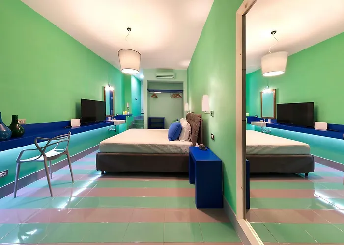 Suite Home Sorrento * סורנטו