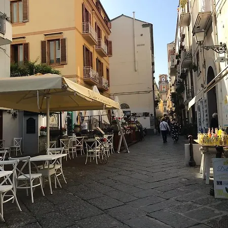 Suite Home Sorrento Nyaraló *