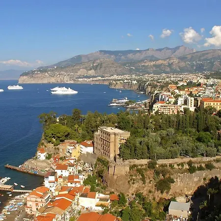 Suite Home Sorrento * Sorrento