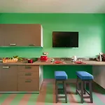 Suite Home Sorrento