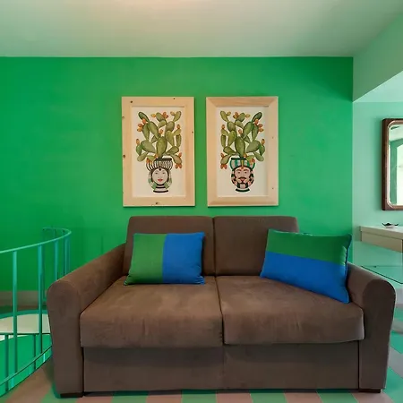 Дом отдыха Suite Home Sorrento