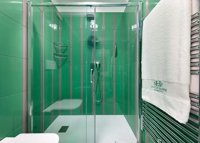 度假居 Suite Home Sorrento 索伦托